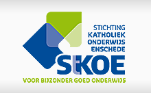 logo SKOE